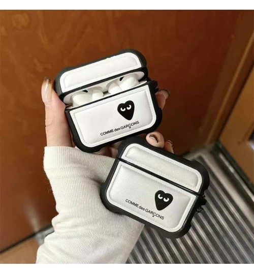 CDG 川久保玲ブランドairpods pro2 pro 4 3 2 pro2ケースカラビナ付き便利 CDG 川久保玲エアーポッズ4 プロ2 3 2カバー レディースメンズ 耐衝撃 CDG 川久保玲エアーポッズ プロ 2 airpods 2 3 4 pro2ケース  用