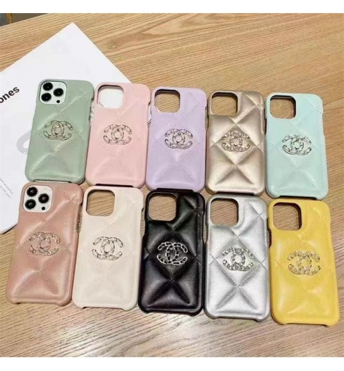 Iphone 17シリーズ即納  シャネル Chanel iPhone17 16 15 ケース 豪華 シャネル Chanel iPhone16 15 14 17プロマックス 携帯ケース シャネル Chanel iphone17 15 16 pro maxケース  iPhone 17 14 15カバー売れ筋  iphone 17 15 pro/16 pro max携帯ケース 