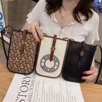 バーバリー Burberry グーグルピクセル10 9 pro XL 8a Pro XL 7a アイフォン16 15 17エクスぺリア1 vi 10v サムソンs25 s24 s23 note20ケース ブランド Galaxy a55 A54 A56 S25/S24 ultraケースバーバリー Burberryピクセル 8a Pro 7a 6/7/6a/9a 10ブランドケース Iphone17 16 15/14/13 保護カバー男女兼用ジャケット型人気
