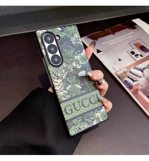 Galaxy Z Flip/Fold 7即納 グッチ Gucci ブランドGalaxy Z Flip 7 6 5 4 3 ギャラクシーZ Fold 7 6 5 4 3 2ケースカバー激安ブランド サムソン Galaxy Z Fold 7 6 5 4 3 2 ギャラクシーZ Flip 7 6 5 4 シンプルケースカバー