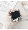 Galaxy Z Flip/Fold 7即納 バーバリー Burberry フェンディ Fendi ブランドGalaxy Z Flip 7 6 5 4 3 ギャラクシーZ Fold 7 6 5 4 3 2ケースカバー激安ブランド サムソン Galaxy Z Fold 7 6 5 4 3 2 ギャラクシーZ Flip 7 6 5 4 シンプルケースカバー