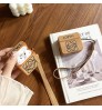 ロエベ LOEWEブランドairpods pro2 pro 4 3 2 pro2 3ケースカラビナ付き便利 ロエベ LOEWEエアーポッズ4 プロ2 3 2カバー レディースメンズ 耐衝撃 ロエベ LOEWEエアーポッズ プロ 2 airpods 2 3 4 pro2 3ケース ロエベアート刺繍レザーエアポッドケース