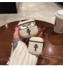 クロムハーツ ブランドAirpods4 Pro 3 2ケースAirpods pro 3 4ケースハイブランドコピークロムハーツ エアーポッズ 4 3 2 pro 3 2 ケースブランドレディースハイブランドクロムハーツ エアーポッズpro 3 2ケースジャケット レトロ クロス デザイン