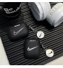ナイキ Nikeairpods 4 3 2 pro2 3ケース ブランドカラビナ付き便利 ナイキ Nikeエアーポッズ4 プロ2 3 2カバー レディースメンズ 耐衝撃 ナイキ Nikeエアーポッズ プロ 2 airpods 2 3 4 pro2 3ケース ナイキ ストリート ソウル アウェイク！