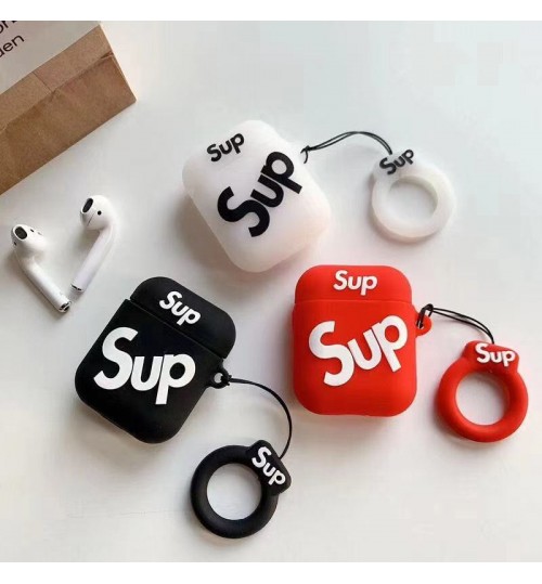 シュプリームairpods 4 3 2 pro2 3ケース ブランドカラビナ付き便利 シュプリームエアーポッズ4 プロ2 3 2カバー レディースメンズ 耐衝撃 シュプリームエアーポッズ プロ 2 airpods 2 3 4 pro2 3ケース