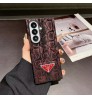 プラダ Prada ブランドGalaxy Z Flip 7 6 5 4 3 ギャラクシーZ Fold 7 6 5 4 3 2ケースカバー激安ブランド サムソン Galaxy Z Fold 7 6 5 4 3 2 ギャラクシーZ Flip 7 6 5 4 シンプルケースカバー プラダレザープレスドヘビ柄ケース！