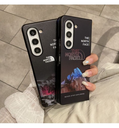  Galaxy Z Flip/Fold 7即納 galaxy z flip7 6 5g ケース THE NORTH FACE ザノースフェイス  samsung galaxy z flip 7 6 4 5 3 ケース THE NORTH FACE ザノースフェイス サムスン ギャラクシーZフリップ7 6 5 4/Zフリップ3 折り畳み 携帯カバー 送料無料ケースオリジナルオシャレスマホケース 韓国 アウトドア チャンピオン ザ ノースフェイス！ 