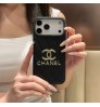 iphone 17/air/17 pro/17 pro max 即納  シャネル Chanel アイホン17 15 16 pro max携帯ケース 超スタイリッシュ 大人気 シャネル Chanel iPhone air 17 16 15 plus ケース カジュアル シャネル Chanel アイホン13 15 16スマホケース 売れ筋 皮製 シャネル Chanel iphone 17 15pro/16 pro max 14 13 携帯ケース 合わせ易い シャネル マトラッセ×ゴールド CC ロゴ！