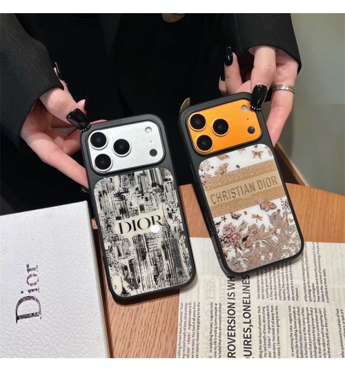 iphone 17/air/17 pro/17 pro max 即納 ディオール Dior アイフォン17 16 15 pro max airケース Iphone air 17 16 Pro Max 15 Plus 14 13 12 17 Pro Max Xs Maxケース ブランド レディース男性女性 人気かわいいビジネスマン用高級 ディオール Dior アイフォン17 15 16 proカバー ディオール ヴィンテージ アート コラージュ ケース   