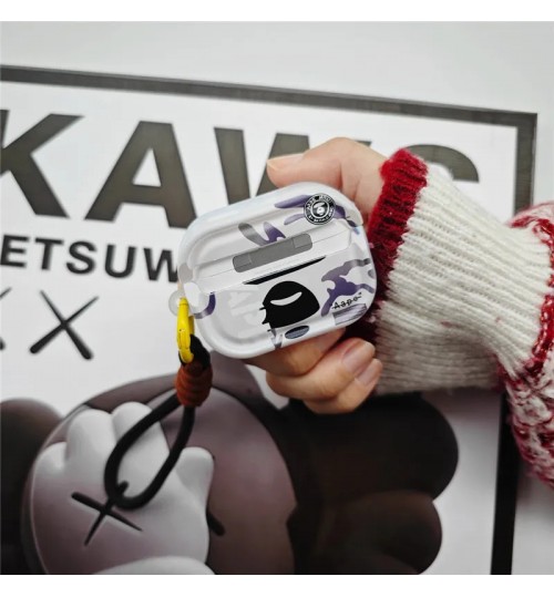 カウズ Kawsairpods 4 3 2 pro2 3ケース ブランドカラビナ付き便利 カウズ Kawsエアーポッズ4 プロ2 3 2カバー レディースメンズ 耐衝撃 カウズ Kawsエアーポッズ プロ 2 airpods 2 3 4 pro2 3ケース