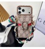 iphone 17/air/17 pro/17 pro max 即納  グッチ Gucci Iphone 17 air 16 15 14 13 携帯ケースグッチ Gucci アイホン17 16 14 15 pro Max air ケースカバー 芸能人愛用 上品 グッチ Gucci iphone17 pro max 16 15 14 13pro Maxケース「GUCCIの象徴的なGGスプリーム柄に、シルクのようなリボンを編み込んだチェーンが特徴的。