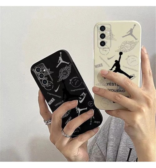 samsung s25シリーズ 即納 ナイキ Nike ギャラクシーs26 s25 s23 s24 ultraカバー ナイキ Nike メンズレディース IPhone17 16 15 アイフォン15 サムソンs26 s25 s24 ultra s22 s23ケース ナイキ Nike IPhone16 17 Pro IPhone 15 IPhone SE 第3世代 IPhone 17 air 16 plus スマホケース ナイキ × ジョーダン風のケース