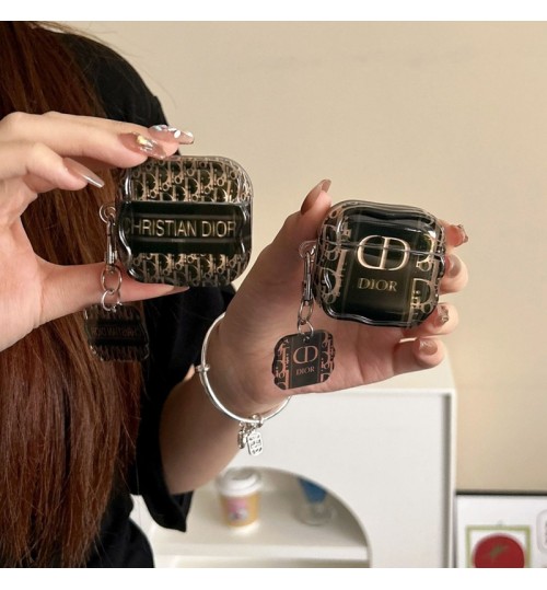 ディオール Diorairpods 4 3 2 pro2 3ケース ブランドカラビナ付き便利 ディオール Diorエアーポッズ4 プロ2 3 2カバー レディースメンズ 耐衝撃 ディオール Diorエアーポッズ プロ 2 airpods 2 3 4 pro2 3ケース