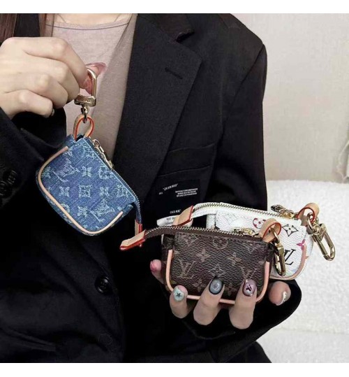 ルイヴィトン louis vuitton ブランドAirpods4 Pro2 3ケースAirpods pro 3 4 ギャラクシーバッズ3プロ buds 2 Galaxy Buds Liveケースハイブランドコピールイヴィトン louis vuitton エアーポッズ 4 3 2 pro2 3 Galaxy Buds 3 Pro 2 Galaxy Buds Liveケースブランドレディースハイブランドルイヴィトン louis vuitton エアーポッズpro2 3 4ケースジャケット