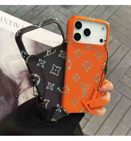 iphone 17/air/17 pro/17 pro max 即納 ルイヴィトン アイフォン17 16 15 pro max airケース Iphone air 17 16 Pro Max 15 Plus 14 13 12 17 Pro Max Xs Maxケースルイヴィトンのクリスタル紋ハンドルケース ブランド レディース男性女性 人気かわいいビジネスマン用高級 ルイヴィトン louis vuitton アイフォン17 15 16 proカバー    