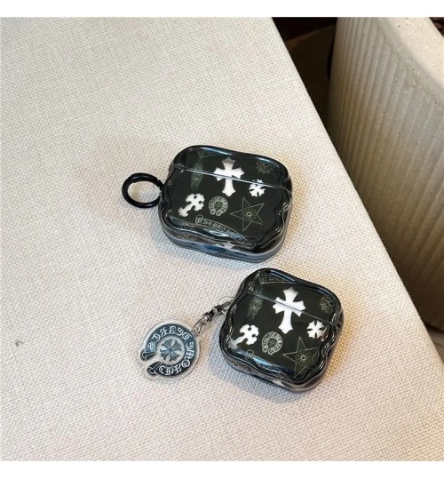Chrome Hearts クロムハーツairpods 4 3 2 pro2 3ケース ブランドカラビナ付き便利 Chrome Hearts クロムハーツエアーポッズ4 プロ2 3 2カバー レディースメンズ 耐衝撃 Chrome Hearts クロムハーツエアーポッズ プロ 2 airpods 2 3 4 pro2 3ケース