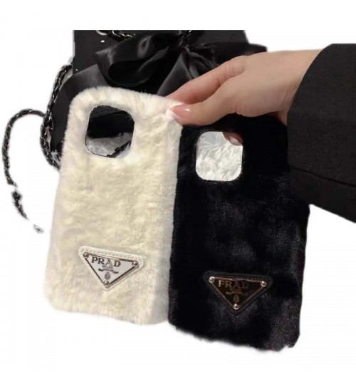 iphone 17/air/17 pro/17 pro max 即納 プラダ IPhone17 16 14 15 アイフォン15 16 pro maxケース プラダのファー三角ロゴケース メンズレディース Prada IPhone air 17 16 14 Pro IPhone16 15 IPhone SE 第4世代 IPhone13 IPhone12 スマホケース プラダ アイホン air 17 16 14 15 プロマックスケース 新作 芸能人愛用