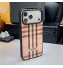 iphone 17/air/17 pro/17 pro max 即納 ヴェルサーチ バーバリー IPhone 17 16 15 14 13 Pro air IPhone17 16 15 Pro 8 SE ケース ヴェルサーチェ × バーバリーのデュアルラグジュアリーブランドアイコンケース ヴェルサーチ バーバリー アイフォン17 air 16 15 14 Plus ケース