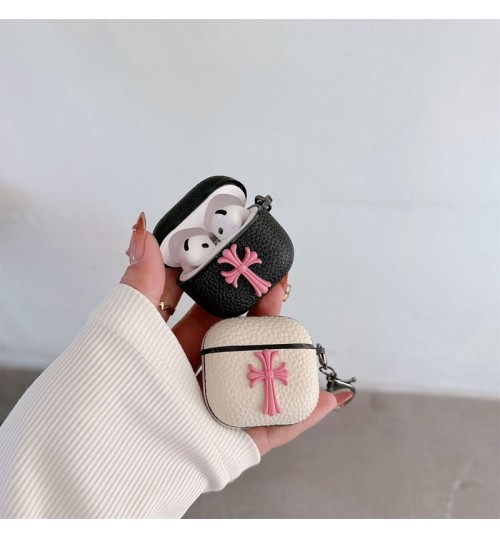 クロムハーツ ブランドAirpods4 Pro 3 2ケースAirpods pro 3 4ケース クロムハーツ風クロスモチーフライチレザー調エアポッズケース ハイブランドコピークロムハーツ エアーポッズ 4 3 2 pro 3 2 ケースブランドレディースハイブランドChrome Hearts エアーポッズpro 3 2ケースジャケット