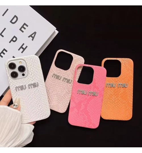 iphone 17/air/17 pro/17 pro max 即納 ミュウミュウ Iphone 17 air 16 15 14 13 携帯ケース ミュウミュウのスイートギャル風クラックストーンロゴケース ミュウミュウ アイホン17 16 14 15 pro Max air ケースカバー ミュウミュウ iphone17 pro max 16 15 14 13pro Maxケース MiuMiu ミュウミュウ アイホン 17 16 15 14 13 12 airケース