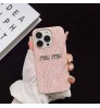 iphone 17/air/17 pro/17 pro max 即納 ミュウミュウ Iphone 17 air 16 15 14 13 携帯ケース ミュウミュウのスイートギャル風クラックストーンロゴケース ミュウミュウ アイホン17 16 14 15 pro Max air ケースカバー ミュウミュウ iphone17 pro max 16 15 14 13pro Maxケース MiuMiu ミュウミュウ アイホン 17 16 15 14 13 12 airケース
