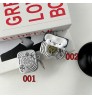 Chrome Hearts クロムハーツ ブランドAirpods4 Pro 3 2ケースAirpods pro 3 4ケースハイブランドコピー クロムハーツ エアーポッズ 4 3 2 pro 3 2 ケースブランドレディースハイブランドChrome Hearts  エアーポッズpro 3 2ケースジャケットクロムハーツ風クリアエンボスクロスパターンメタルカラビナ付き AirPods ケース