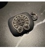 Chrome Hearts クロムハーツ Airpods pro4 3 2 1 pro2 3ケース韓国 エアーポッズ4 3 pro3 2ケース クロムハーツ風ヴィンテージ加工メタルラウンドロゴマットブラックロスト防止カラビナ付き AirPods ケース 人気 Chrome Hearts クロムハーツ 男女兼用 スポーツ風 送料無料 激安 ファッション Chrome Hearts クロムハーツ ブランドairpods4 3/2/1 pro2 3ケースメンズ レデイーズ