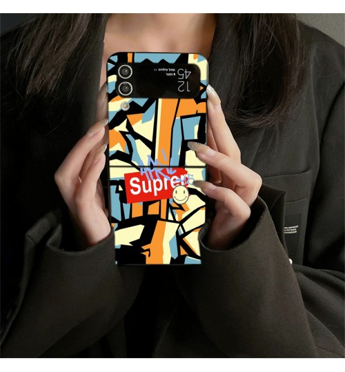 Galaxy Z Flip/Fold 7即納 シュプリーム ブランドGalaxy Z Flip 7 6 5 4 3 ギャラクシーZ Fold 7 6 5 4 3 2ケースカバー激安 Supreme 風グラフィティキャラクター折りたたみケース ブランド サムソン Galaxy Z Fold 7 6 5 4 3 2 ギャラクシーZ Flip 7 6 5 4 シンプルケースカバー