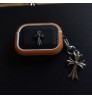 Chrome Hearts クロムハーツairpods 4 3 2 pro2 3ケース ブランドカラビナ付き便利 Chrome Hearts クロムハーツエアーポッズ4 プロ2 3 2カバー レディースメンズ 耐衝撃 Chrome Hearts クロムハーツエアーポッズ プロ 2 airpods 2 3 4 pro2 3ケース