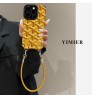 iphone 17/air/17 pro/17 pro max 即納 ゴヤール Goyard アイフォン17 16 15 プロ保護ケース 便利 ゴヤール イエローシェブロンジャカードストラップケース Goyard アイホン 17 air 16 15 14 13 Pro アイフォーン13 14 15 Pro Max Iphone17 air 16 Plus ケース ゴヤール Goyard Iphone air 17e 16 15 12 13 Pro Max 14 ブランドゴヤール スマホケース