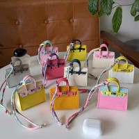 エルメスブランドairpods pro2 pro 4 3 2 pro 3 Galaxy Buds3 Pro ケースカラビナ付き便利 エルメスエアーポッズ4 プロ2 3 2 Galaxy Buds 3 Pro カバー レディースメンズ 耐衝撃 エルメスエアーポッズ プロ 2 airpods 2 3 4 pro2 Galaxy Buds 2 Buds 2 Pro Galaxy Buds Liveケース  