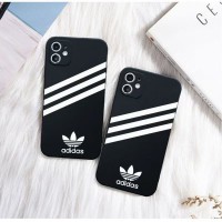 iphone 17/air/17 pro/17 pro max 即納 アディダス アイフォン17 16 15 プロ保護ケースアディダス トレフォイル ブラックケース  Adidas アイホン 17 air 16 15 14 13 Pro アイフォーン13 14 15 Pro Max Iphone17 air 16 Plus ケース アディダス Iphone air 17e 16 15 12 13 Pro Max 14 ブランド Adidasスマホケース