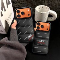 iphone 17/air/17 pro/17 pro max 即納 バレンシアガ Balenciaga アイフォン17 16 15 プロ保護ケース 便利バレンシアガ ダウンジャケット風ロゴプリントスマホケース Balenciaga アイホン 17 air 16 15 14 13 Pro アイフォーン13 14 15 Pro Max Iphone17 air 16 Plus ケース バレンシアガ Balenciaga Iphone air 17e 16 15 12 13 Pro Max ケース