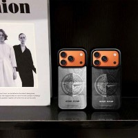 iphone 17/air/17 pro/17 pro max 即納 ストーンアイランド Iphone 17 air 16 15 14 13 携帯ケースStone island ストーンアイランド アイホン17 16 14 15 pro Max air ケースカバー ストーンアイランド ダウンジャケット風コンパスロゴスマホケースストーンアイランド iphone17 pro max 16 15 14 13pro Maxケース Stone island 