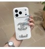 iphone 17/air/17 pro/17 pro max 即納 シャネル IPhone17 16 14 15 アイフォン15 16 pro maxケース シャネル風 ドット柄ラインストーンスマホケース シャネル Chanel  IPhone air 17 16 14 Pro IPhone16 15 IPhone SE 第4世代 IPhone13 IPhone12 スマホケース Chanel  アイホン air 17e 16 14 15 プロマックスケース