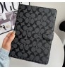 芸能人愛用 コーチ  Ipad 11th10th 2025 Ipad Air8 7 6 5 Mini7 Pro ipad air8 7 2025 11インチ13インチ ipad 11ケース コーチ クラシック C モノグラム手帳型 iPad ケース Coach ipad air 第8 世代 10th 9thカバーIpad Pro2020 IPad Mini 7 Proケース12.9インチ上品  Coach アイパッド プロ air8 7 6 5 4 3 2ケース