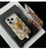 iphone 17/air/17 pro/17 pro max 即納  ルイヴィトン Lv グッチ Gucci Iphone 17 air 16 15 14 13 携帯ケース ルイ・ヴィトン & グッチ  モノグラム柄ハンドストラップ付きスマホケース Lv Gucci アイホン17 16 14 15 pro Max air ケースカバー 芸能人愛用 上品 ルイヴィトン Lv グッチ Gucci iphone17 pro max 16 15 14 13pro Maxケース 