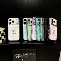 iphone 17/air/17 pro/17 pro max 即納 ルイヴィトン アイフォン17 16 15 pro max airケース Iphone air 17 16 Pro Max 15 Plus 14 13 12 17 Pro Max Xs Maxケース ブランド レディース男性女性 人気かわいいビジネスマン用高級  louis vuitton アイフォン17 15 16 proカバー ルイ・ヴィトン風 ウェーブ模様ラインストーンロゴスマホケース