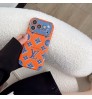 iphone 18/air/18 pro/18 pro max 即納 ルイヴィトン louis vuitton アイホン18 17 15 16 pro max携帯ケース 超スタイリッシュ 大人気 ルイヴィトン louis vuitton iPhone air 18 17 16 15 plus ケース カジュアル ルイヴィトン louis vuitton アイホン18 15 16スマホケース ルイヴィトンオレンジデニム切り替えキャラ大レンズ窓ケース
