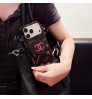 iphone 18/air/18 pro/18 pro max 即納 シャネル アイフォン17 16 15 プロ保護ケース ピンクブラックラメシャネルハローキティスタンド大レンズ窓ケース Chanel  アイホン 18 17 air 16 15 14 13 Pro アイフォーン13 14 15 Pro Max Iphone17 18 air 16 Plus ケース シャネル Iphone air 17e 16 15 12 13 Pro Max 14 ブランドChanel スマホケース