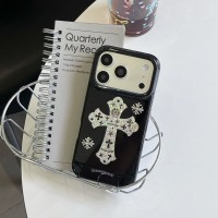 iphone 18/air/18 pro/18 pro max 即納 クロムハーツ Iphone 18 17 air 16 15 14 13 携帯ケースChrome Hearts アイホン18 17 16 14 15 pro Max air ケースカバー 芸能人愛用 上品 シルバークロスクロムハーツ大レンズ窓ケース クロムハーツ iphone17 18pro max 16 15 14 13pro Maxケース Chrome Hearts  アイホン 18 17e 16 15 14 13 12 airケース