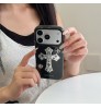 iphone 18/air/18 pro/18 pro max 即納 クロムハーツ Iphone 18 17 air 16 15 14 13 携帯ケースChrome Hearts アイホン18 17 16 14 15 pro Max air ケースカバー 芸能人愛用 上品 シルバークロスクロムハーツ大レンズ窓ケース クロムハーツ iphone17 18pro max 16 15 14 13pro Maxケース Chrome Hearts  アイホン 18 17e 16 15 14 13 12 airケース