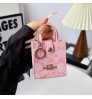 コーチ Coach Airpods 4 3 2 pro2 3 Galaxy Buds 2 3 Proケース韓国 エアーポッズ4 pro pro2 Galaxy Buds Liveケース 人気 コーチ Coach 男女兼用 スポーツ風 送料無料 激安 ファッション コーチ Coach ブランドairpods4 3/2/1 pro2 Galaxy Buds 3 Pro 2ケースメンズ レデイーズ
