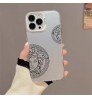 samsung s26シリーズ 即納 ヴェルサーチェVersace Galaxy s26 s25 S24 s23 s22 アイフォン15 16 17 18護ケースCヴェルサーチェVersace 便利 アイホン18 17 air 15 14 13 Pro サムソン s23 s24 s25 s26 s22 s21 ultraケース Iphone17 15 14 18 1613 Pro Maxブランド ヴェルサーチェVersace スマホケース ヴェルサーチェメデューサ線画大レンズ窓スマホケース