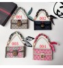 samsung s26シリーズ 即納 グッチ Gucci サムソン s26 s25 s24 23 ultra 22カバー グッチ Gucci IPhone17 18 air 15 IPhone14 13 Pro IPhone 16 15 18 Pro 8 SE ケースグッチ Gucci ギャラクシーs26 s24 s25 ultra plus s22 s23ケース ミニフラップチェーンバッグ、4 カラー展開