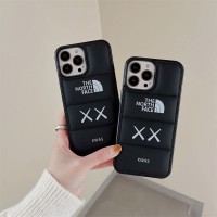 iphone 18/air/18 pro/18 pro max 即納 ザノースフェイス アイフォン18 17 16 15 pro max airケース Iphone air 18 17 16 Pro Max 15 Plus 14 13 12 17 18 Pro Max Xs Maxケース ブランド充綿キルティングスマホケース アウトドア調 XX デザイン ソフト 秋冬向け 