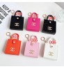 シャネル Chanel  ブランドAirpods5 4 Pro2 3ケースAirpods pro 3 4 ギャラクシーバッズ3プロ buds 2 Galaxy Buds Liveケースハイブランドコピーシャネル Chanel  エアーポッズ5 4 3 2 pro2 3 Galaxy Buds 3 Pro 2 Galaxy Buds Liveケースブランドレディースハイブランドシャネル Chanel  エアーポッズpro2 3 4ケースジャケットミニ縦型トートチャーム 6 種類 レザー調 高級感  >