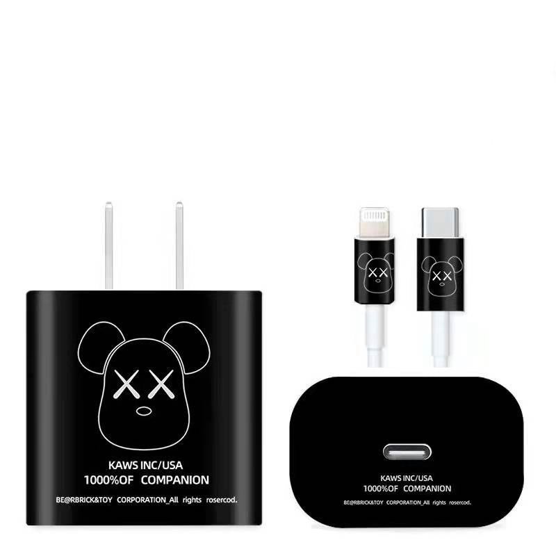 プーマ Kaws Apple 18W-20W 電源アダプタ保護シールケース