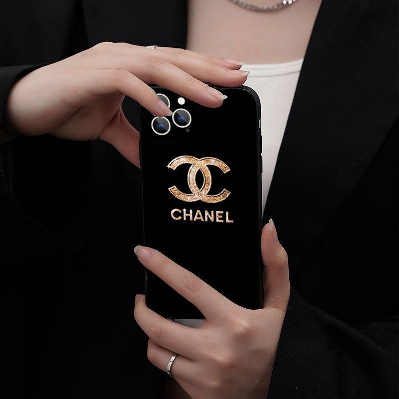 シャネル Chanel メンズレディース IPhone16 14 15 アイフォン15 16 pro maxケース 男女兼用 
