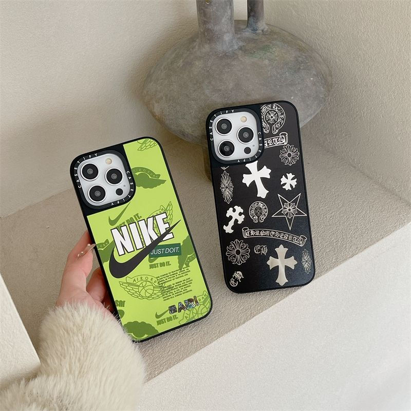 IPhone 17シリーズ 即納 ナイキ Nike Chrome Hearts クロムハーツ IPhone16 IPhone15 14 13 Pro IPhone16 15 17 Pro 8 SE ケース